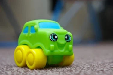 Eyed mini jeep toy car